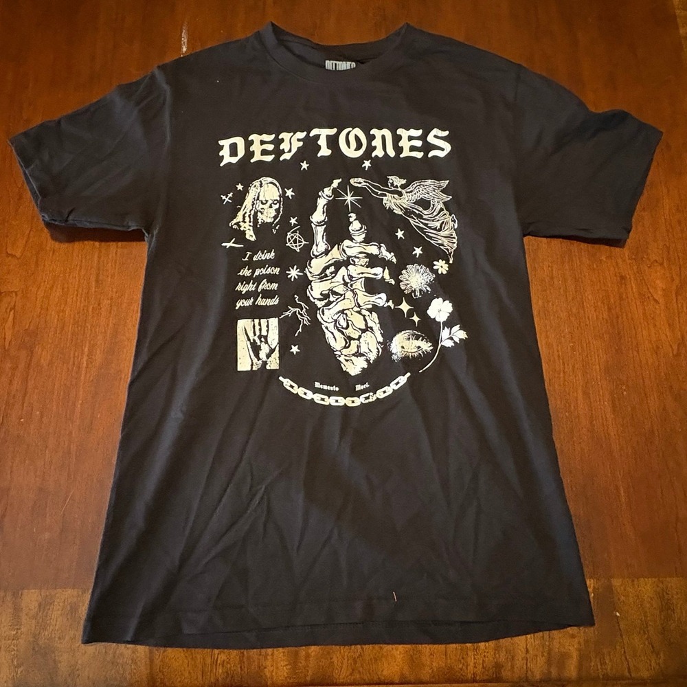 Deftones Graphic T-Shirt | Official Merch Manhead LLC Skeleton Hand Black L